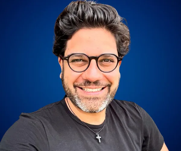 Armando Regil Velasco